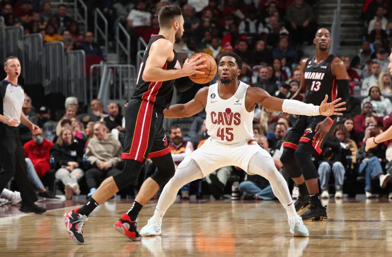 谁是内奸 谁是内奸